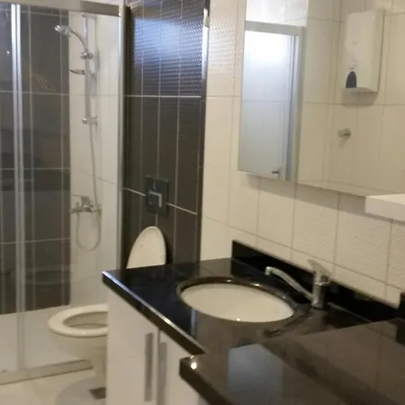 Crown City Διαμέρισμα Avsallar
